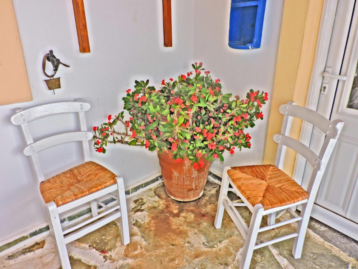 אמופי Maria Apartments מראה חיצוני תמונה