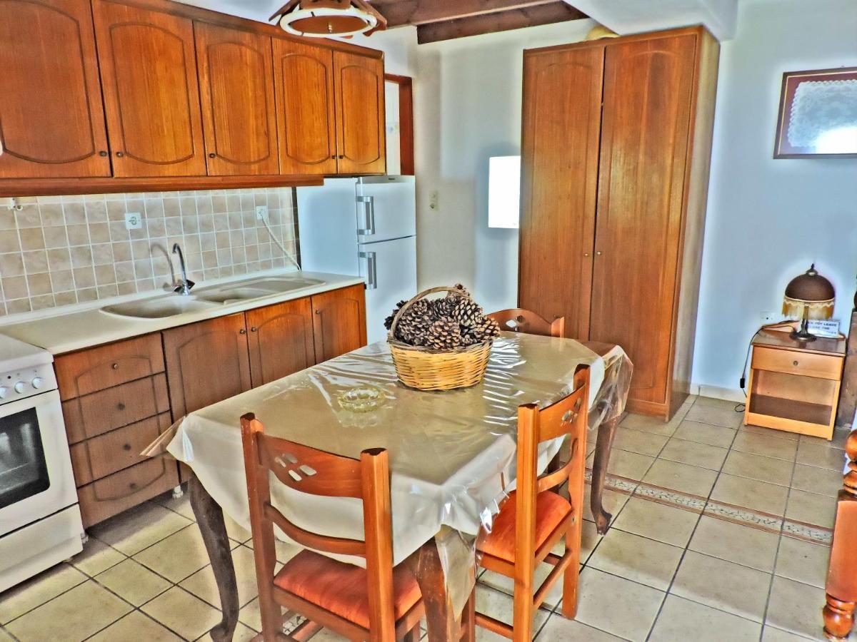 אמופי Maria Apartments מראה חיצוני תמונה