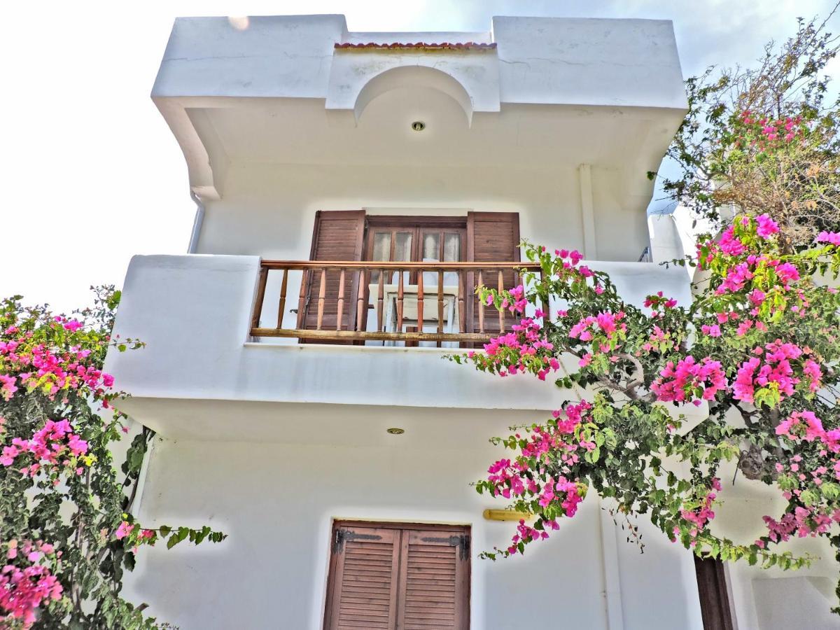 אמופי Maria Apartments מראה חיצוני תמונה