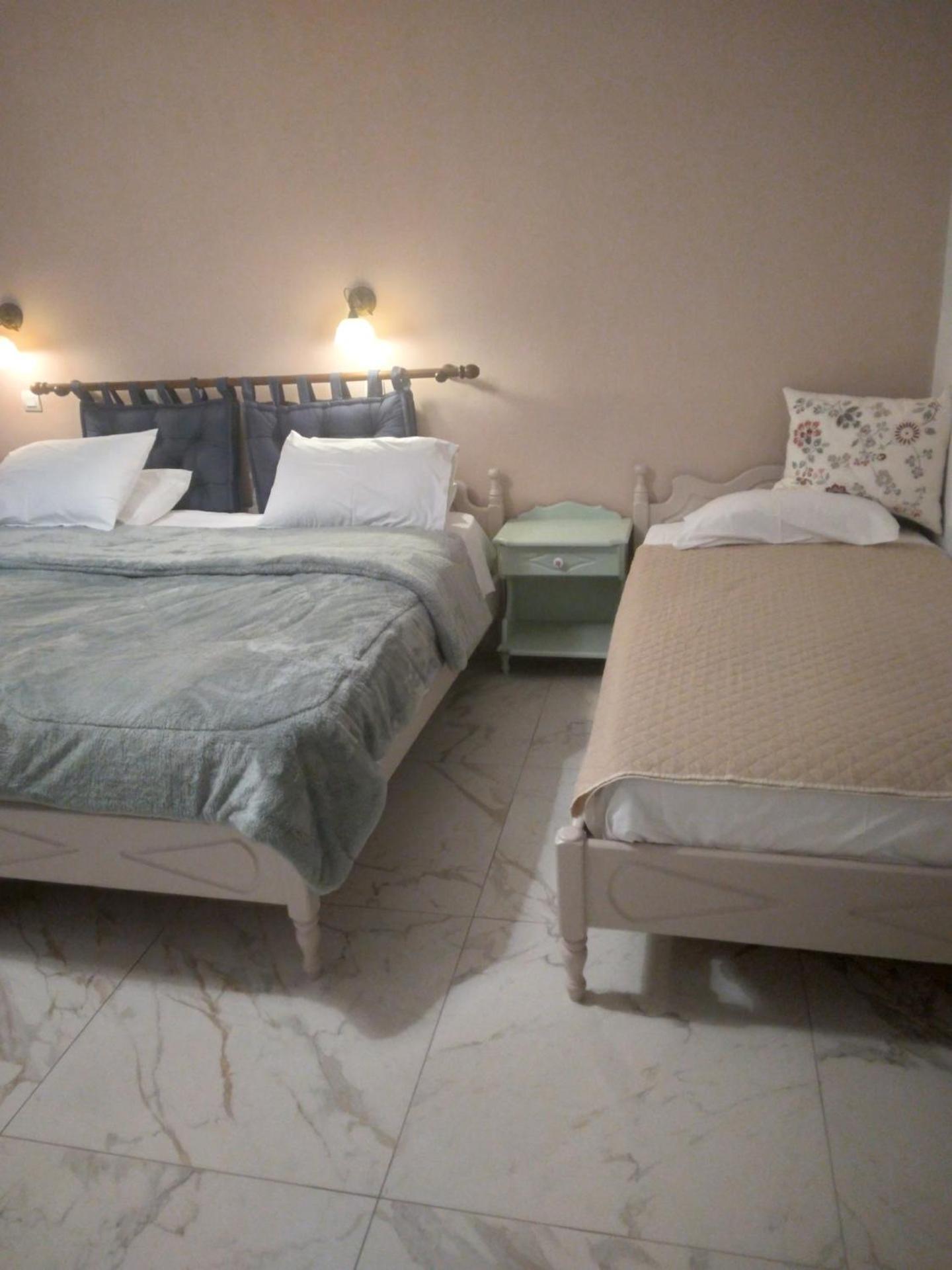 אמופי Maria Apartments מראה חיצוני תמונה