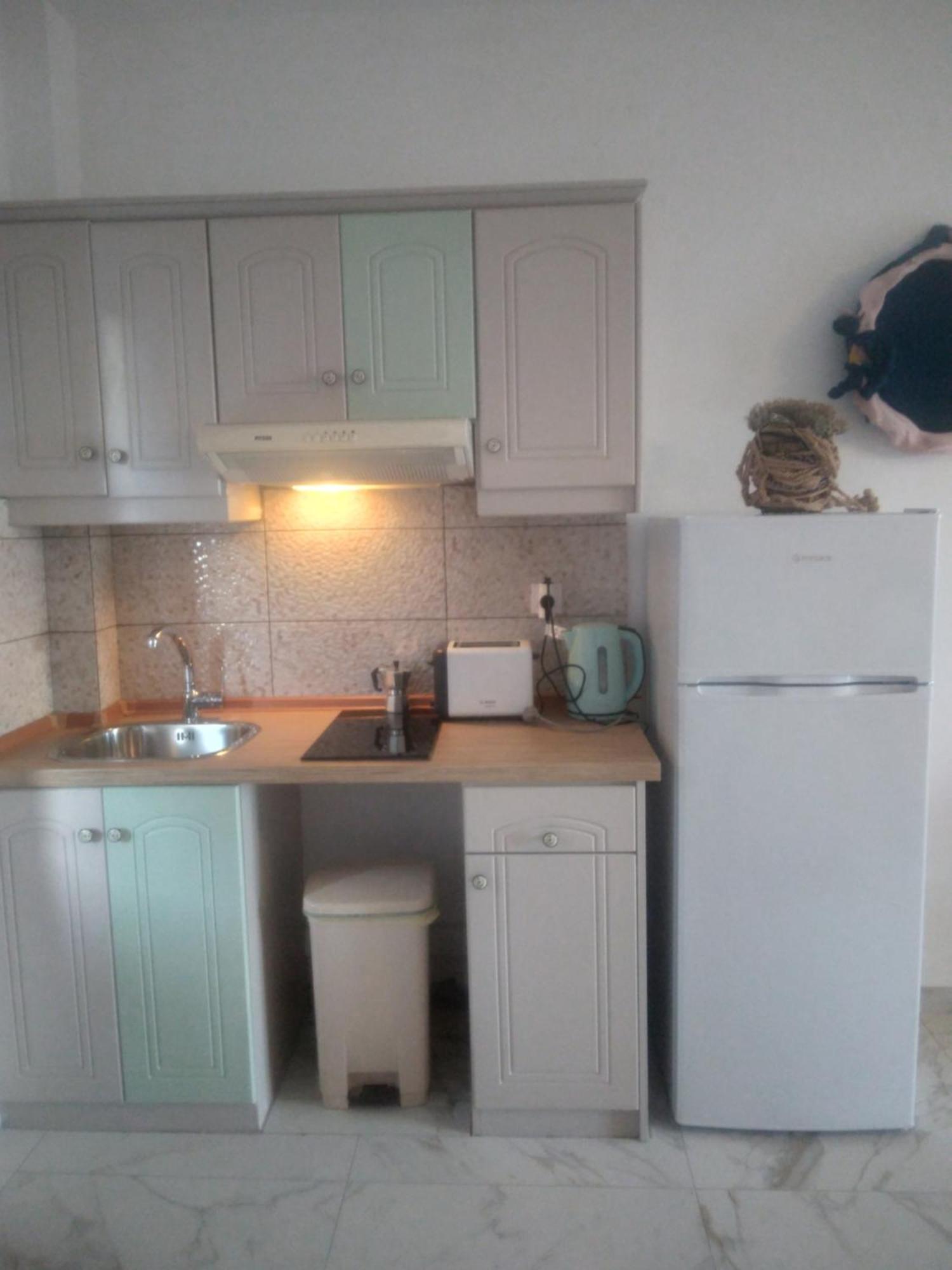 אמופי Maria Apartments מראה חיצוני תמונה