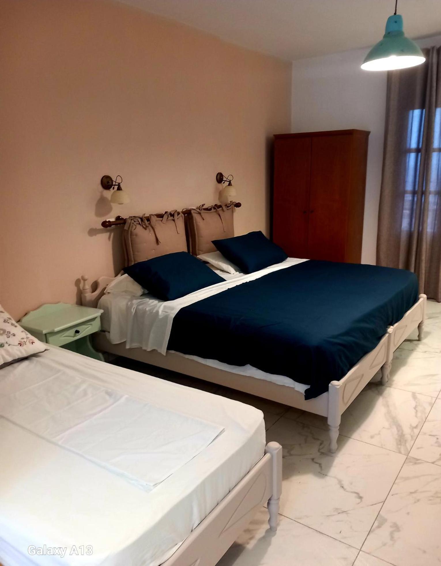 אמופי Maria Apartments מראה חיצוני תמונה